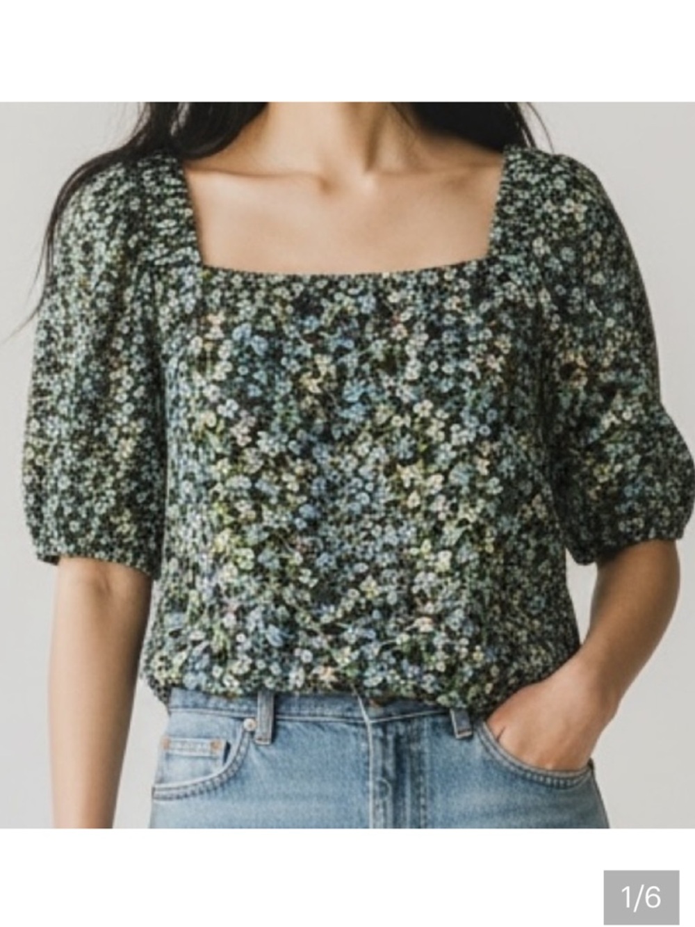Ann Taylor Factory women’s blouse Black and Blue Floral Smocked Puff Sleeve M